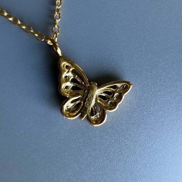 14k Gold Butterfly Necklace - Picture 5 of 11